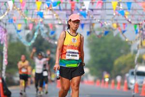 BIB: 40095
                            <button type="button" onclick="openModal(9917099)" class="btn btn-primary btn-sm float-right btn-popup" data-toggle="modal" data-target=".modal-high-quality">
                        <i class="fas fa-shopping-cart"></i> Add to Cart
                    </button>
                                            <button type="button" onclick="isThisMe(9917099, true)" class="btn btn-success btn-sm float-right btn-popup btn-isme hidden" data-toggle="tooltip" data-placement="bottom" title="นี่คือรูปของคุณใช่ไหม คลิกที่นี่เพื่อเอาเข้าอัลบั้ม">
                        <i class="fas fa-plus"></i> Add to album
                    </button>
                    <button type="button" onclick="isThisMe(9917099, false)" class="btn btn-warning btn-sm float-right btn-popup btn-isnotme hidden">
                        <i class="fas fa-ban"></i> Remove from album
                    </button>